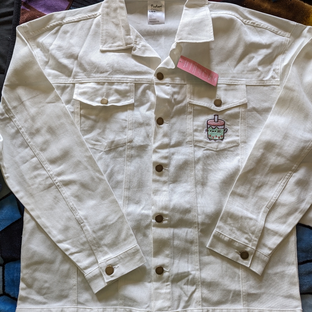 🌟 Pusheen white denim jacket